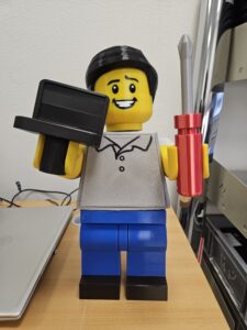 Skolens IT-mand i Lego. Printet i PLA.