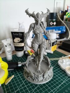 Hej har fornyligt købt en 3D Printer til min kæreste så hun kan 3D printe figurer hun kan male samt være kreativ med print! - Her er en af vores bedste print hun glæder sig til at male! Shyvana fra League og Legends