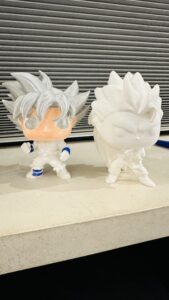 Funko POP interessante samlefigurer, er i gang med at male dem, men ønsker at vinde den multifarvet 3d printer, så kan jeg bringe millioner af idéer i mit hoved til live, at gøre dem virkelige og i deres originale farver.